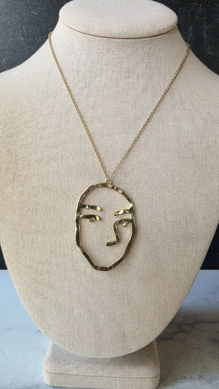 Big Metal London Juliette Face Pendant Necklace Costume Jewelry
